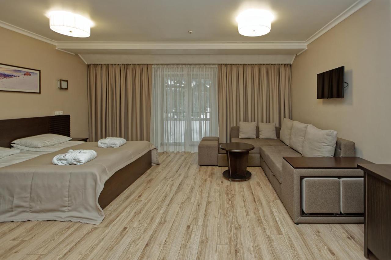 Marmaros Apart-Hotel & Spa Boekovel Buitenkant foto